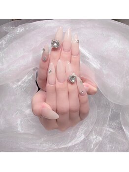 ナナイロ(nanairo)の写真/チップ長さだしで叶える憧れのロングネイル♪付け替えオフ無料＆通いやすいお値段♪丁寧な施術で仕上がり◎