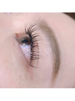 フリルアイビューティ 豊中店(Frill Eye Beauty)/