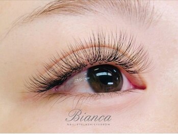 ビアンカ 池袋店(Bianca)の写真/【予約数増加☆バインドロック&ダブルラッシュ100～120本¥9200～】ボリュームのある魅力的なまつ毛に♪