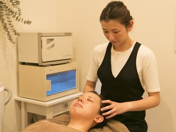 ビューティスペース バーディー(beauty space Birdy)の写真/【リピーター続出＊】至福オールハンドの美筋小顔マッサージ！小顔だけでなく耳ツボ、首、肩コリにも◎