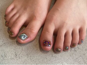 カーティシーネイルズ(curtisii NAILS)/