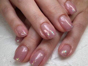 サロン ドゥ レーベル(Salon de Label)の写真/【見惚れるような上品なお手元に☆】シンプル系のデザインが得意◎お仕事柄派手にできない方にもおすすめ♪