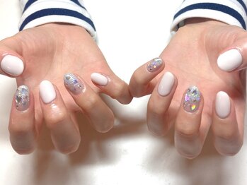ネイルサロンブリス(nail salon Bliss)/☆ハートのホログラムネイル☆
