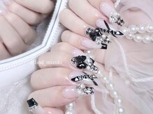リンドネイル バイ モカ アンド ララ(Lind nail by moca and LaLa)/【mizuki】千鳥/黒/秋ネイル