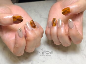 ネイルドール(Nail Doll)/