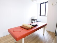 整体サロン　YoSuGa【ヨスガ】【3/5 OPEN（予定）】/施術室