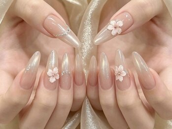 アキラネイルサロン(Akira nail salon)の写真/大人カワイイシンプルネイルが得意★お仕事終わりにもオススメ◎技術で勝負できるスタッフを揃えています！
