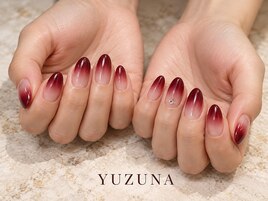 ボルドーカラーグラデネイル