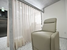 プラチナムドール 難波店(PLATINUMDOLL)/当店の施術台1