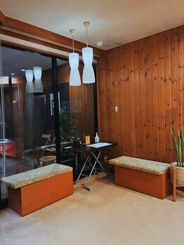 ほぐし屋レオ 守谷店(ほぐし屋LEO)/待合室