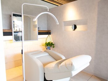 オンリーケア バイ ボーイズビー(ONLY CARE by Boys Be)/眉毛メニュー/施術スペース