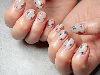 ナナネイル(7.Nail)/お花ネイル