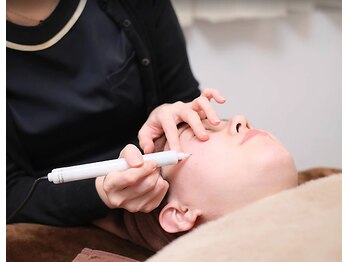 ホワラ 大宮店(Whila)の写真/[大宮9分]シミのない素肌で人生を上向きに♪専門ケアと習慣改善で、自分史上最高の美肌を目指しませんか？