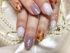 ナチュラルカラーのべっ甲ネイル