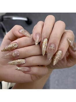 クイーンズビューティーサロン 新宿本店(Queen's beauty salon)/チップ長さ出し+アート&つけ放題