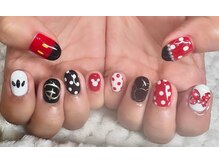 ネイルアンドアイラッシュスタジオ シュシュ(chouchou)/手描きアート・キャラ・持込み