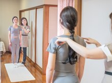 OsteoDaisyの雰囲気（鏡の前で変化を実感するひととき）