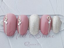 ネイルズシャインクイーンズ(nail's Shine Queen's)/上品トレンドアート