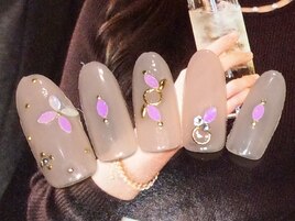 リーフホロ尽くしネイル