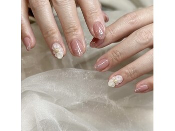 ワンポイント フラワーネイル