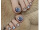 More Glam Nailsalon 横浜店～韓国ネイル・ワンホンネイル・スカルプネイル～の写真/夏ネイルはフットネイルで決まり！おススメはキラキラ輝くマグネットネイル♪水色バイカラーで指先を彩る◎