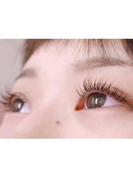 ナチュラル上品な目元にしたい