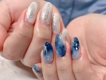 アオ(AO)の写真/シンプル×ニュアンスアートが得意。SNSにトレンドアート随時更新中!持込みデザインアートや定額ネイルが◎
