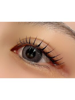 ナチュラル上品な目元にしたい