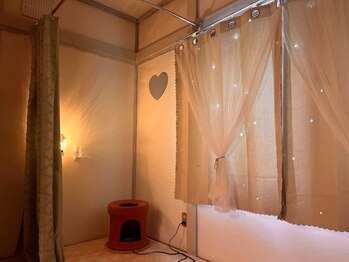 わたしのネイルとよもぎ蒸しの写真/【ミネラルたっぷりよもぎ蒸し ￥4,480】冷やされたカチコチ脂肪は落ちにくい！深部から温め基礎代謝up◎