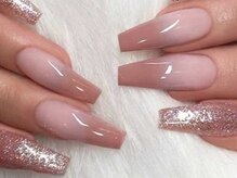 Coco_Nail Salon　横浜関内店【ココネイルサロン】/カラグラ/フラッシュ