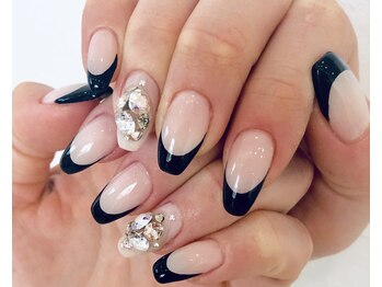 トロワ(Trois)/フレンチネイル