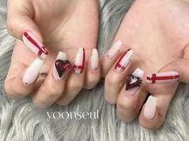 赤チェックネイル.・°＊