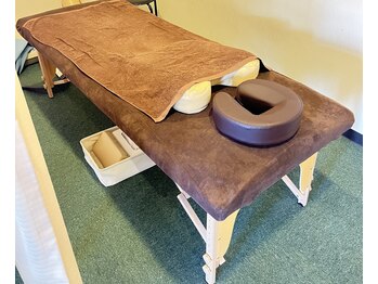 高槻宗八鍼灸整骨院/施術用ベット