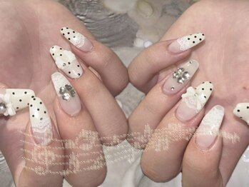 アイネイルズ 四条河原町店(I-nails)/アイボリードットネイル