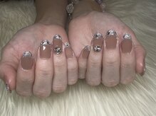 ラマーノミエ(LA MANO MIE)/