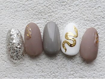 セラピッシュネイル (therapish nail)/プレミアムプラスコース　￥7700