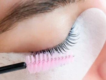 グロリアスアイ 自由が丘(glorious eye)の写真/まつパをしてもすぐに取れてしまう等でお悩みの方に【長持ち次世代最新まつ毛パーマ】ラッシュリフト￥4990