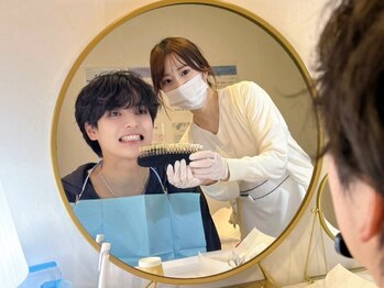 エランホワイトニング 一社店の写真/水・木曜日は21時まで営業しており、お仕事帰りにも◎友達や家族と一緒にご来店も可能!