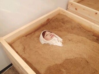 ひのき酵素温浴 リラクゼーション デトックス カーム(Relaxation Detox Calm)の写真/ひのき酵素風呂で代謝UP!身体の芯から温めて疲労感軽減♪個室空間で人目を気にせずリラックスタイム…*゜