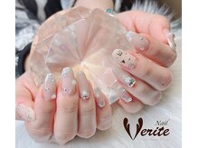 ネイル ヴェリテ(NAIL VERITE)