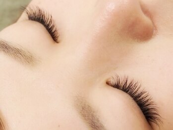 ルアナ アイラッシュ(Luana eyelash)/フラットラッシュ100本　5300円