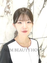 スリムビューティハウス 札幌PIVOT CROSS店 スタッフ 