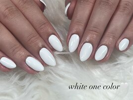 ホワイトワンカラー♪　￥5800