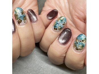 ネイルジョブ(NAIL JOB)