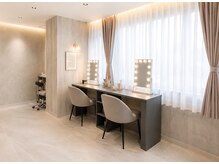 ラシーズ 天王寺店(La SHE's)の雰囲気（落ち着いたオシャレな店内♪メイク直しも出来ます☆）