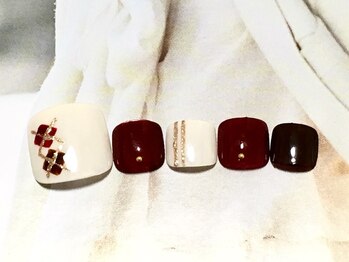 お気軽ビューティエーヴィヒ(Ewig)/1月キャンペーンネイル♪