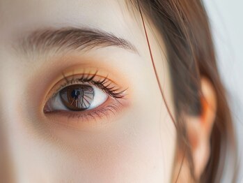 ユーロ(EURO)の写真/自眉を生かした黄金比アイブロウWAXで理想の形！新規様￥4950◎すっぴんでも自信がつく褒められ眉に◎