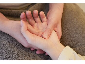 寧 上野/隅々までほぐすハンドマッサージ