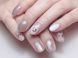 キュートなヒョウ柄デザイン