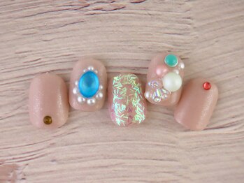 イズネイル(izu Nail)/